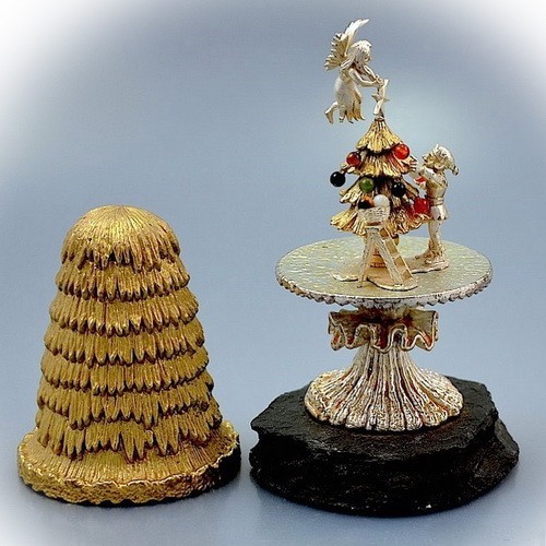 Silver gilded Christmas surprise mushroom. London 1979.