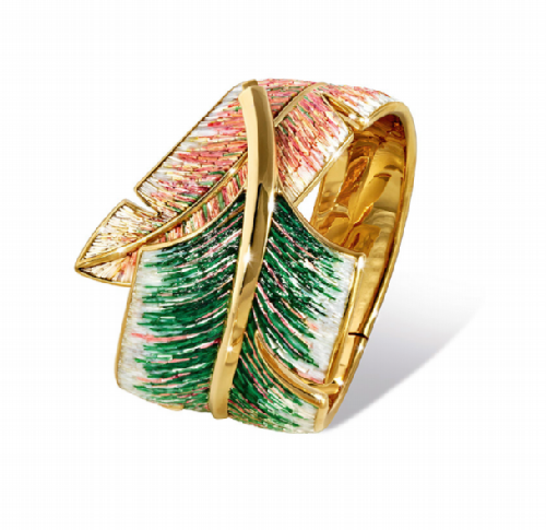 Bracelet with micromosaic in a yellow gold setting. € 61 488