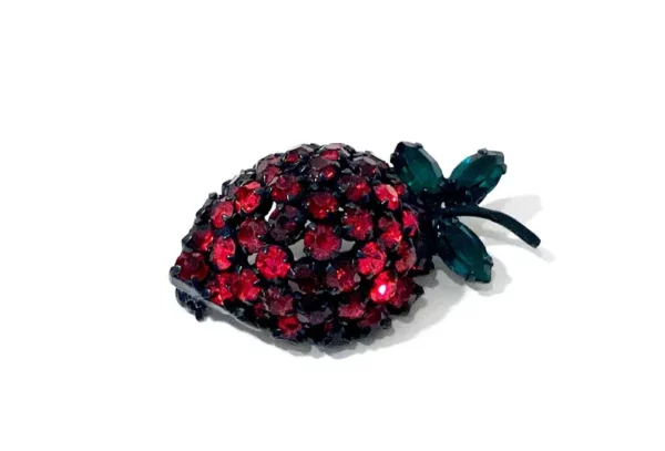 Warner Brooch berry