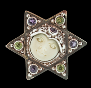 Vintage silver ring, carved bone, amethyst, chrysolite.