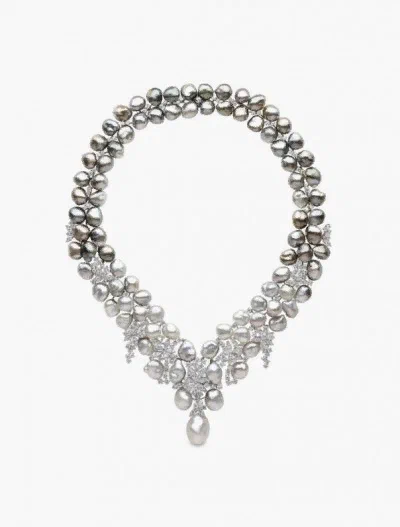 Mezza Luna necklace that won the Couture Design Award.