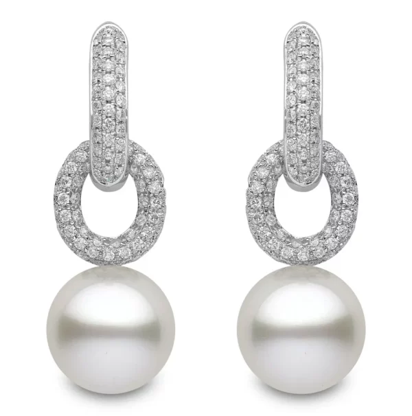 Yoko earrings from the Bridal collection.