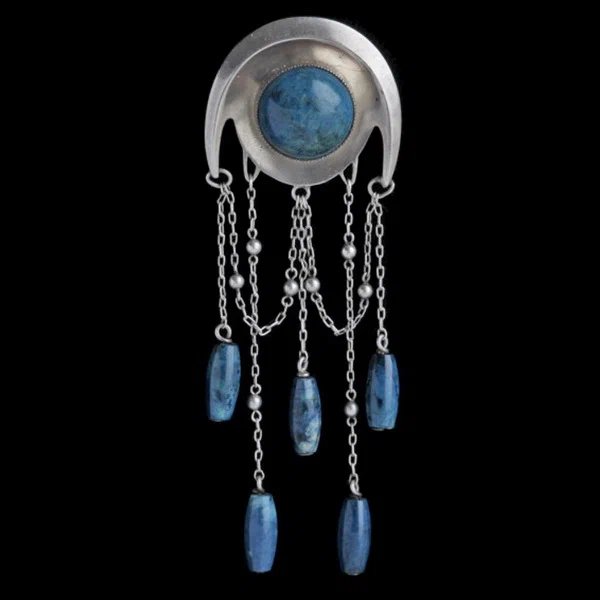Art Nouveau brooch silver lapis lazuli Theodor Fahrner around 1900.