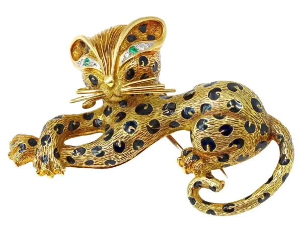 Signed Fred Paris Enamel Gold Leopard Brooch in 18K.