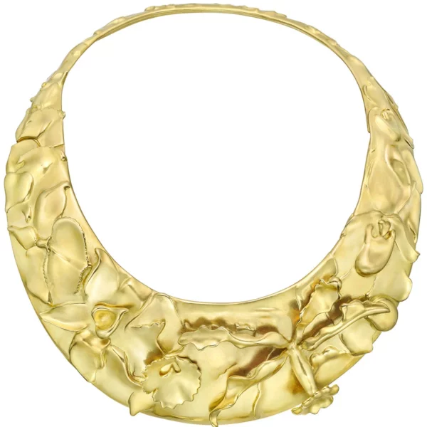 Orchid sculpted and embossed Torque necklace in yellow gold