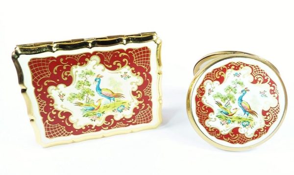 Cigarette Holders For Women Red Stratton Business Card Cases And Matching Powder Compact