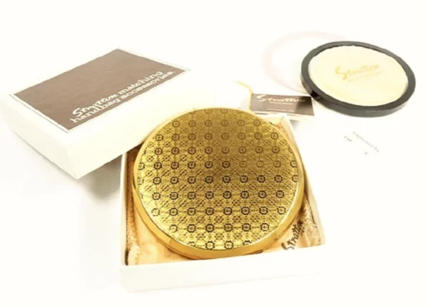 Gorgeous Golden Unused Boxed Stratton Compact 1980s