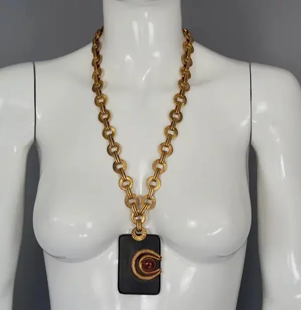 Vintage DOMINIQUE AURIENTIS Baroque Carnelian Cabochon Wood Pendant Necklace.