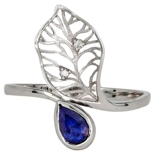 14 Karat Gold Ring with Sapphire and Diamonds. Floral Design Ring with Sapphire.
