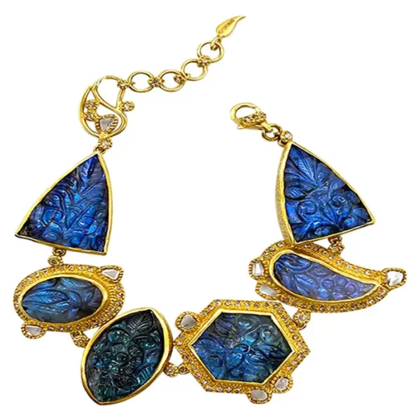 20K Yellow Gold Bracelet with 76.96 Carat Rough Cut Carved Labradorite.