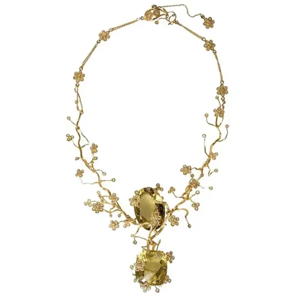 5.47 Carat Diamond Lemon Tree Necklace Set in 20 Karat Yellow Gold.