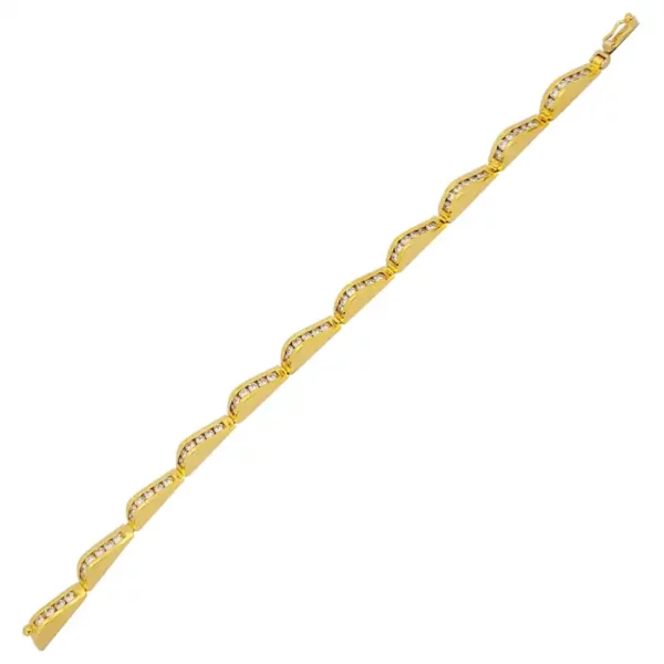 Lagos 18 Karat Yellow Gold and 3.20 Carat Diamonds Wave Bracelet. Lagos 18 Karat Yellow Gold and 3.20 Carat Diamonds Wave Bracelet.