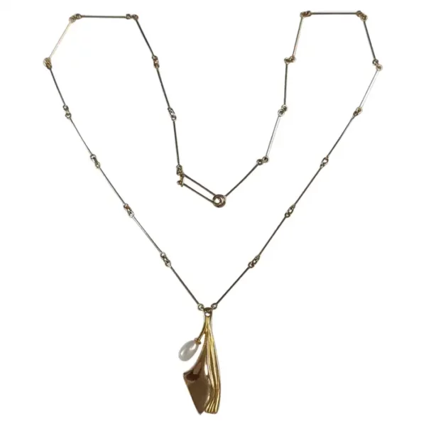 Lapponia 14ct Gold Pearl Pendant Necklace, 1981.