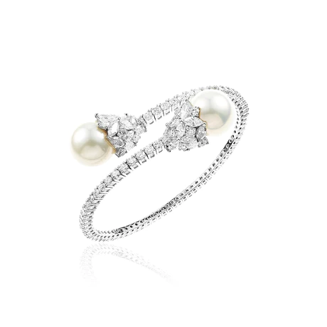 Pearlescent Bangle Bracelet.