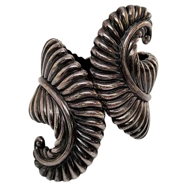 Vintage Los Castillo #238 Sterling Silver Fern Clamper Bracelet.