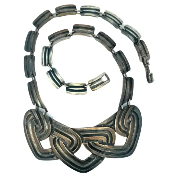 Vintage c. 1940 Rare Los Castillo Sterling Silver Bib Choker Necklace.