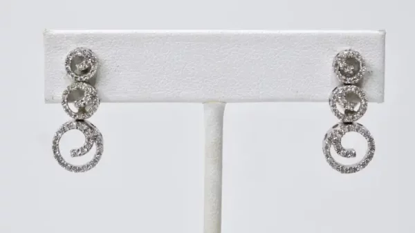 Diamond & 18k White Gold Clip On Earrings.
