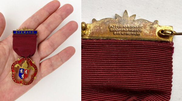 A beautiful Masonic medal from 1954.