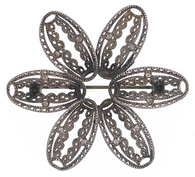 Flower brooch, filigree, silver, Beau Sterling, 50s, USA.