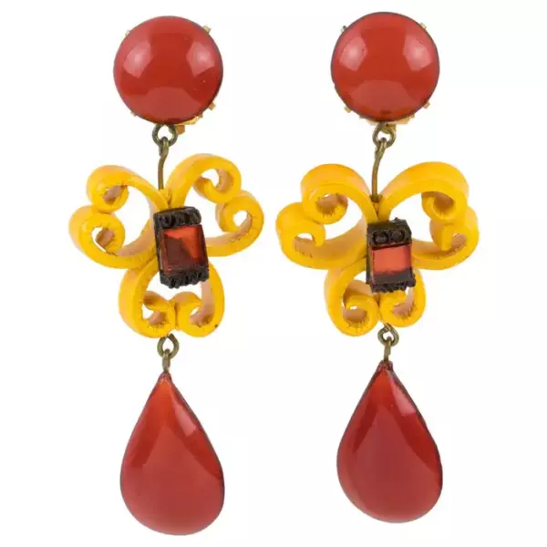 Cilea Paris Dangle Baroque Resin Clip Earrings Saffron and Pumpkin.
