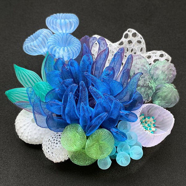 Brooch, Mariko Kusumoto.6