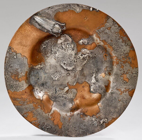 Copper and silver dish, diameter 18 cm, Henri Husson, around 1900.