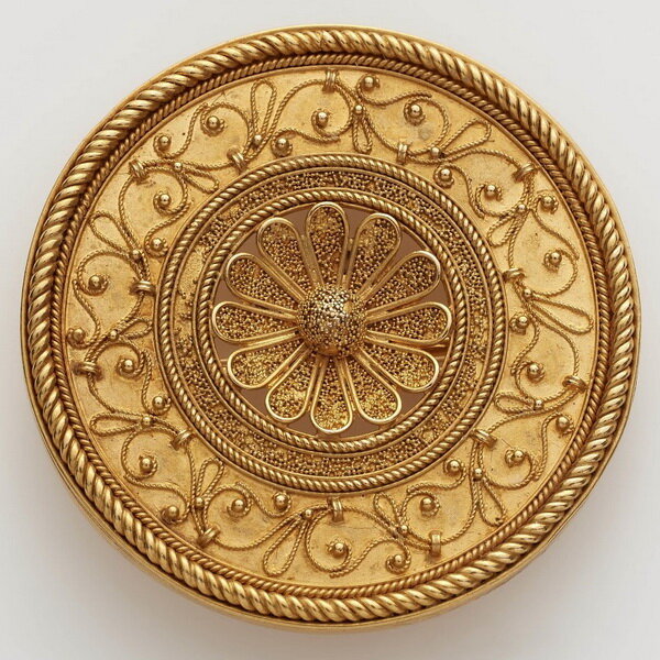 Gold brooch in archaeological style, Ernesto Pierre, circa 1860 1870.