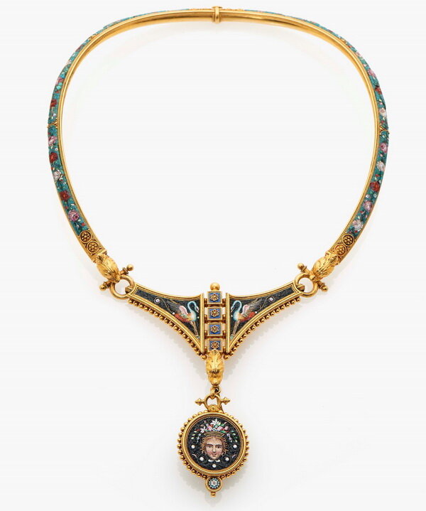Gold necklace decorated with micromosaic, Ernesto Pierre, circa 1870.