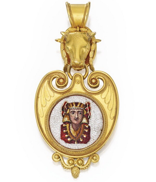 Gold pendant decorated with a micromosaic depicting a pharaoh, Ernesto Pierre, circa 1860.
