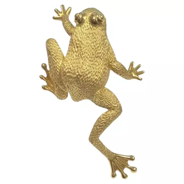 Henry Dunay Large Yellow Gold Frog Brooch. Henry Dunay Large Yellow Gold Frog Brooch.