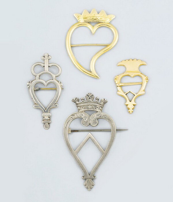 Luckenbooth brooches from the 18th – 19th centuries. Luckenbooth brooches from the 18th – 19th centuries.