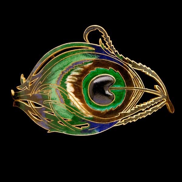 Peacock Feather buckle in gilt silver, decorated with enamel, Pille Freres, France, circa 1900.