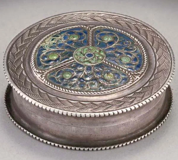Silver box decorated with enamel Arthur Gaskin circa 1903.