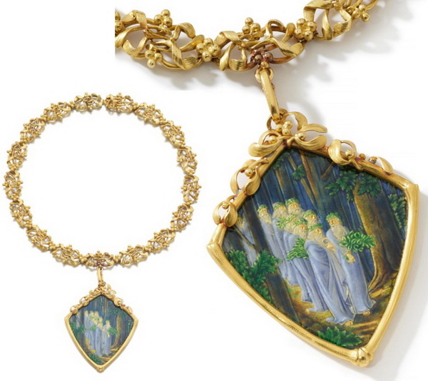 Gold necklace in the form of woven mistletoe branches and detachable pendant, decorated with enamel depicting a Druid procession, Falize Frères, circa 1900. Gold necklace in the form of woven mistletoe branches and detachable pendant, decorated with enamel depicting a Druid procession, Falize Frères, circa 1900.