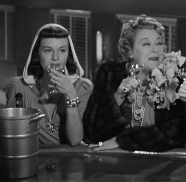 Paulette Goddard (left) in the comedy Women.