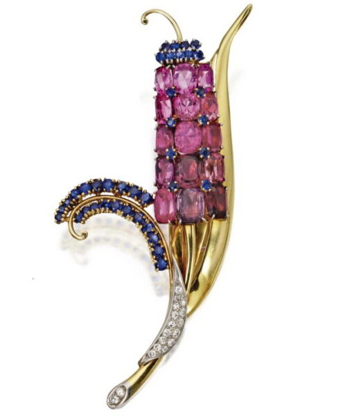 Reflection brooch in gold with colored sapphires and diamonds, Trabert & Hoeffer Mauboussin, circa 1940.