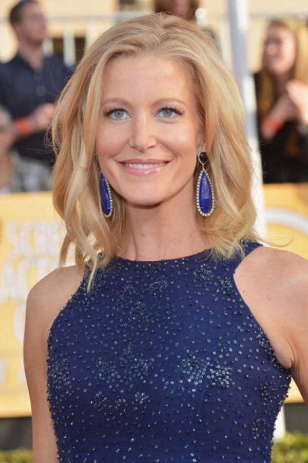 American actress Anna Gunn.