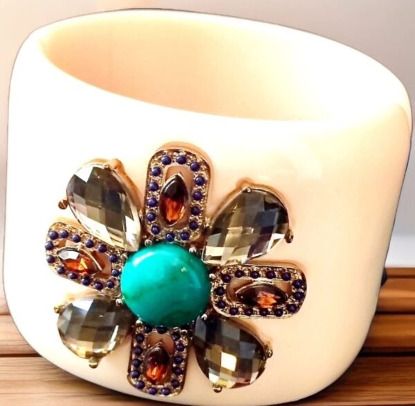 Gorgeous Stella and dot bracelet. Early 2000s.