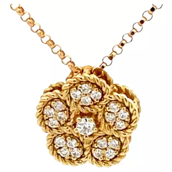 Roberto Coin Diamond Daisy Necklace in 18K Yellow Gold.