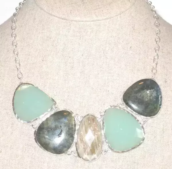 Stella & Dot Sanibel Necklace Gently loved! Semi Precious Stones! Orig RV128.
