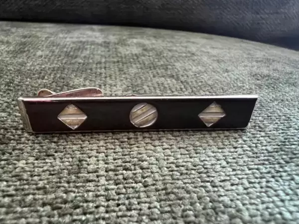 Swank 1960s Art Deco Gold Plated Tie Clip.