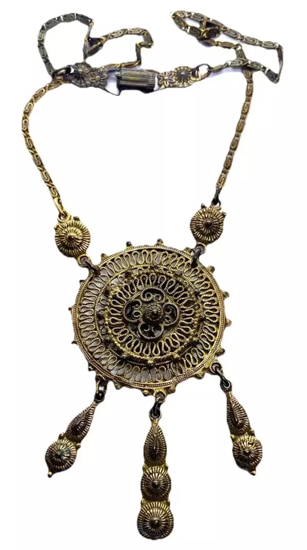 Vintage 1940's Indo Craft Rice Weiner Filigree Necklace.