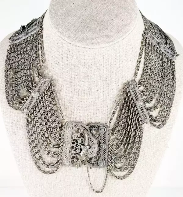 Vintage 1940's Signed Indo Craft Rice Weiner Filigree Etruscan Necklace.