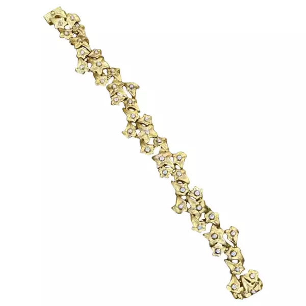 Vintage Roberto Coin Leaf Diamond Bracelet in 18k Yellow Gold.