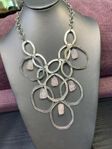 Matte silver necklace with rose quartz. Matte silver necklace with rose quartz.