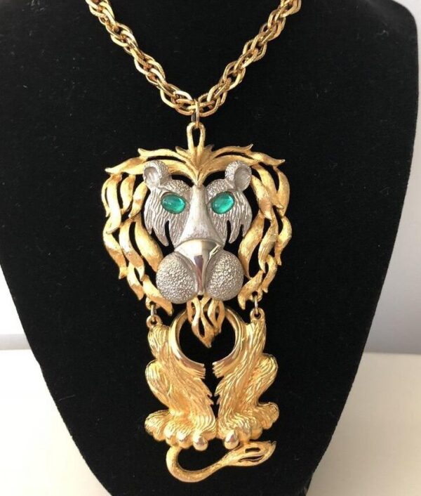 Vintage Signed TANCER II Lion Runway Statement Pendant Necklace Gold Tone.